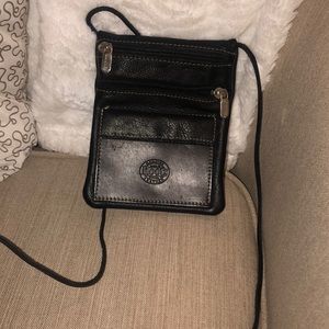 Small roots crossbody pouch